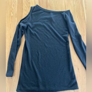 Go Couture asymmetrical top